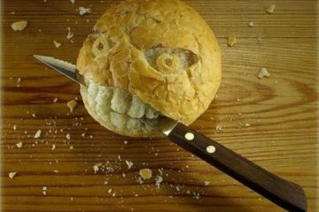 A pan duro, diente agudo.