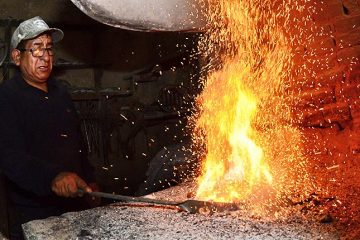 Herrero, con agua aumenta su fuego, (El)